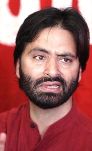Yasin Malik expresses grief, sorrow over demise of Moulana Bashir Ahmad Shupiani